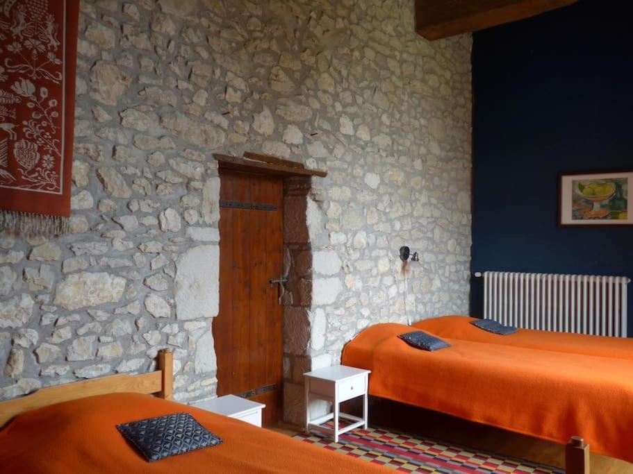 Chateau Barayre - Beautiful 12Th Century Castle With Pool And Large Garden Laussou المظهر الخارجي الصورة